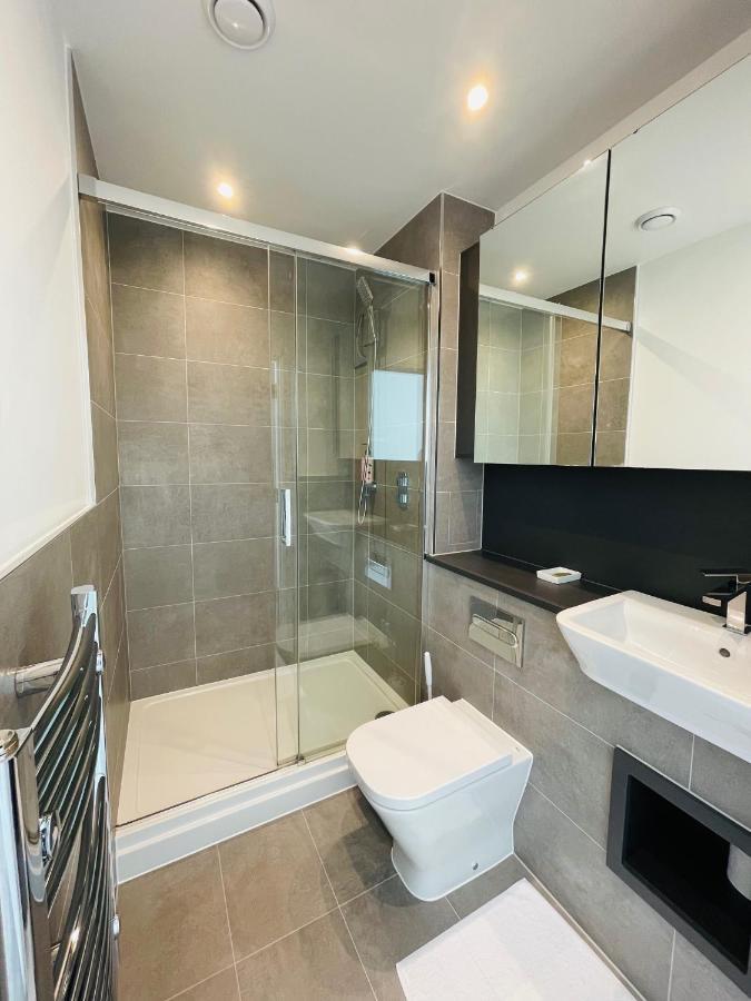 Apartamento Modern Penthouse Flat With Free Indoor Parking Londres Exterior foto